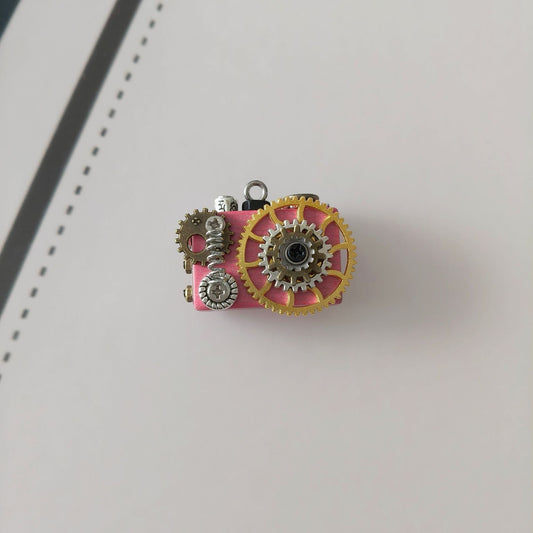 Chrobo –small camera-style handmade punk-style robots, necklaces and bag charms